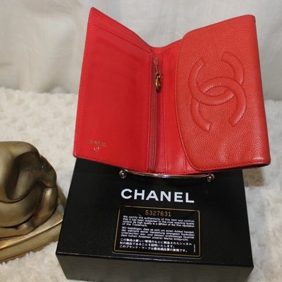 💖20% OFF💖AUTH Chanel Caviar Red Clutch Wallet - Picture 6 of 8